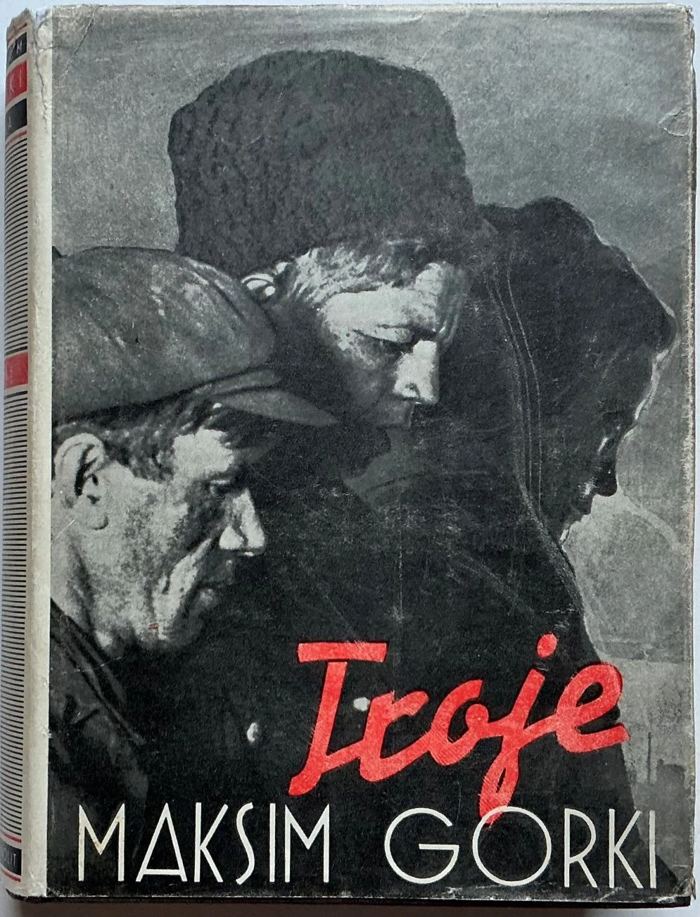 031. Maksim Gorki: Troje